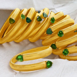 Bracelet SERPENTINE vert, collection ALCHIMIE DES COULEURS par AIFEE Jewelry. www.aifee-jewelry.com