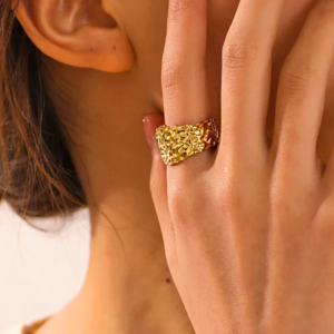 Bague RUISSEAU, collection JARDIN SECRET par AIFEE Jewelry. www.aifee-jewelry.com