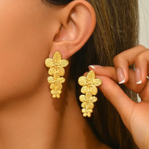 Boucles d'oreilles ROSIER, collection JARDIN SECRET par AIFEE Jewelry. www.aifee-jewelry.com